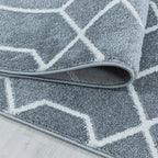 Retro floor rug - Stencil Pattern Grey/White