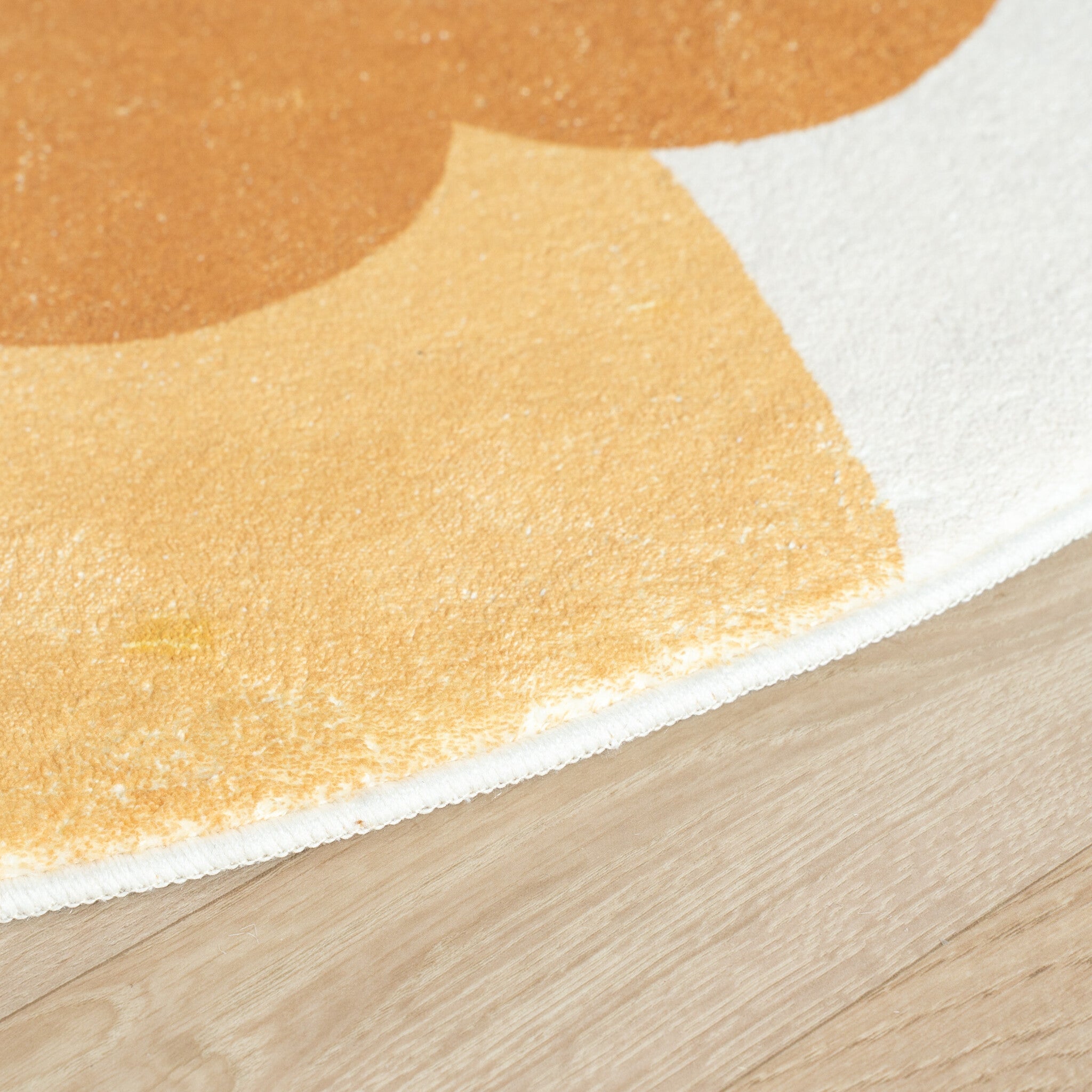 Round Washable Children’s Play Rug – Sammy Lion Brown
