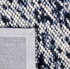 Wool bobble floor rug - Madeleine Black/White