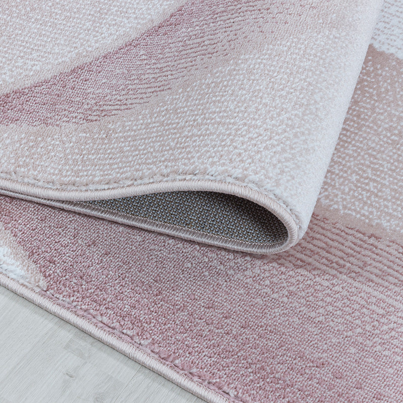 Modern floor rug - Streaky Waves Pink/Cream