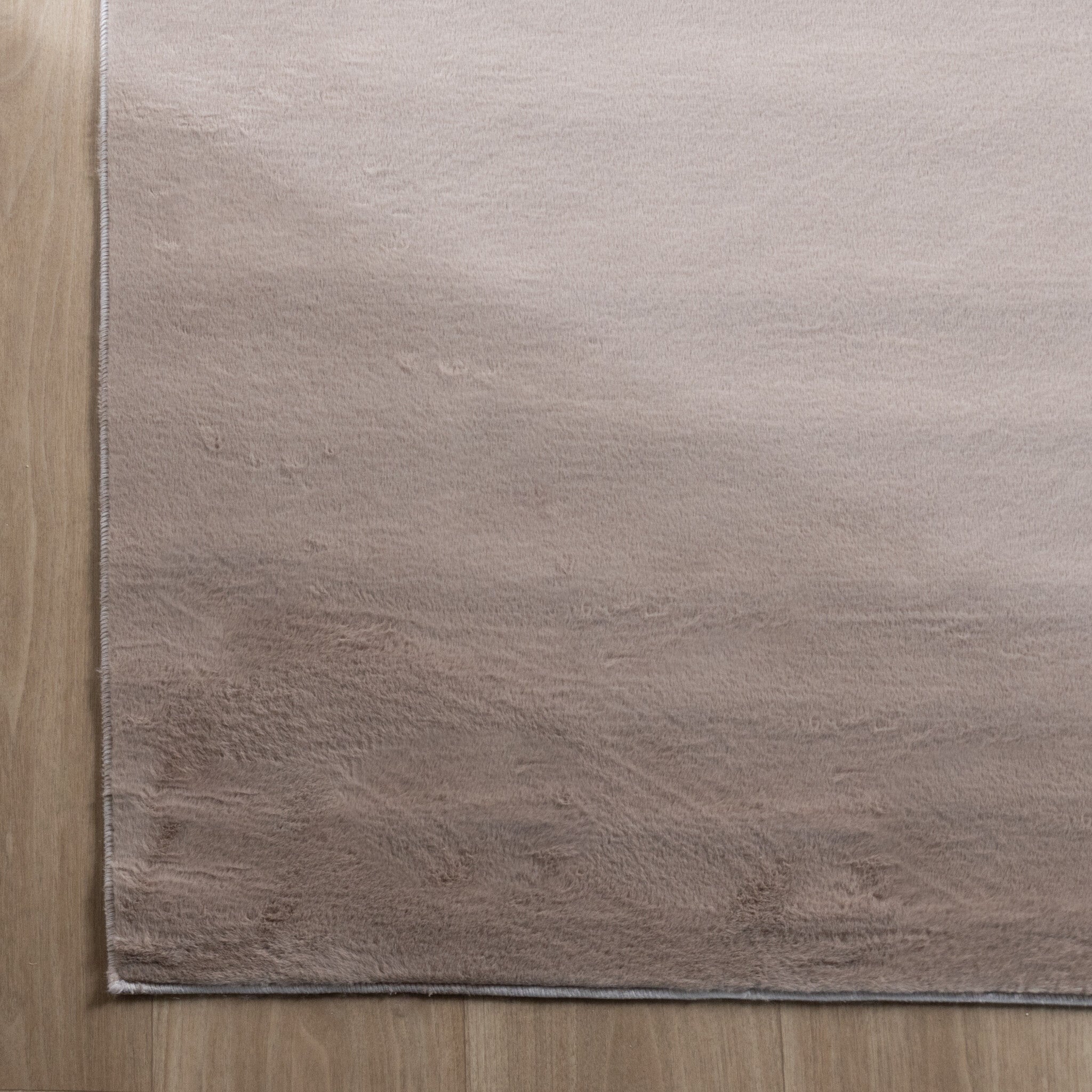 Soft Low-Pile Rug - Cozy Taupe