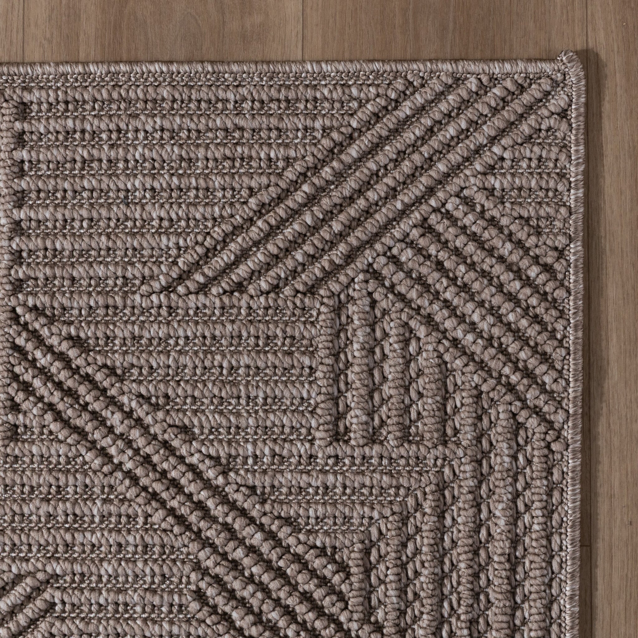 Runner – Hidde 3D Maze Taupe