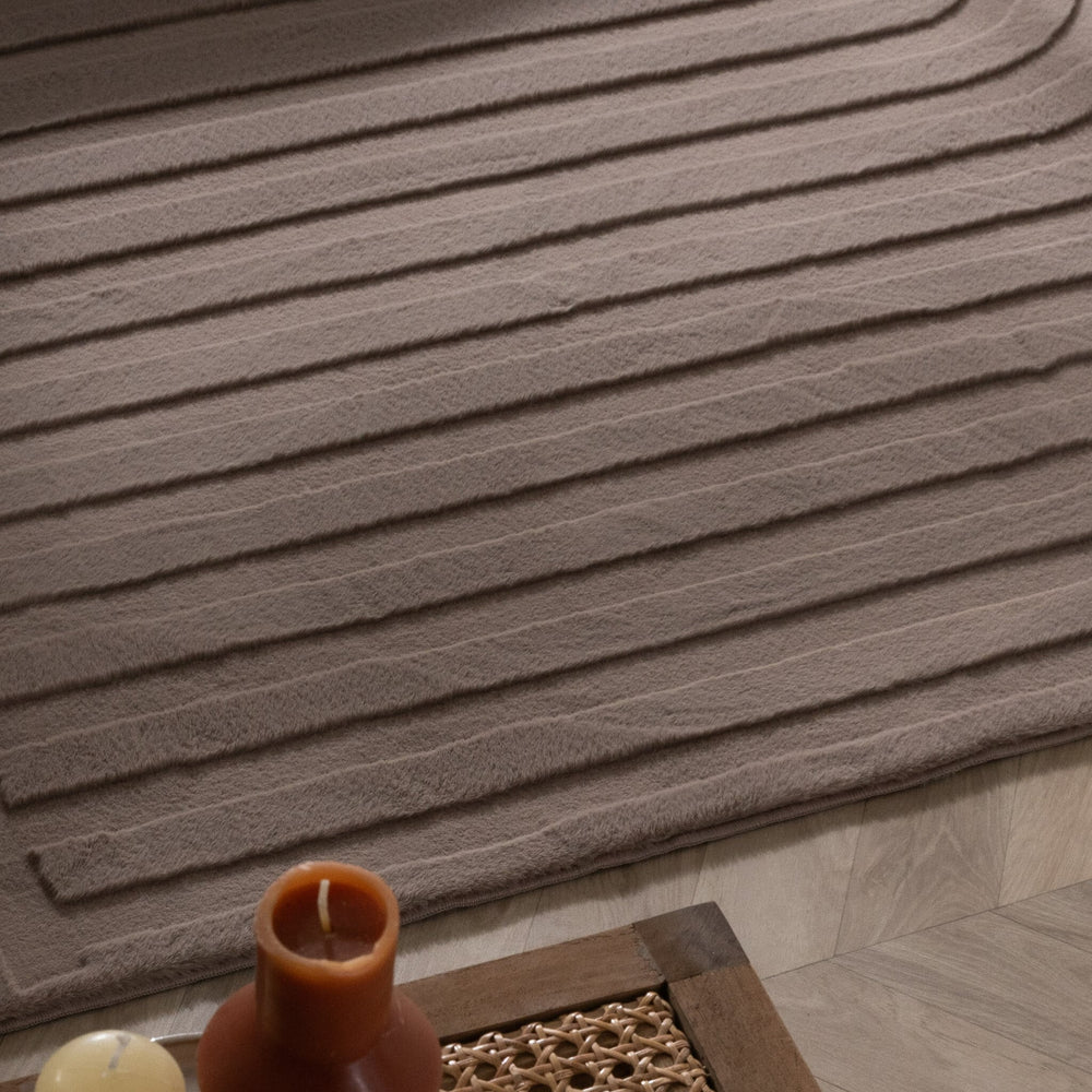 Irregular Rug - Flowy Lines Taupe