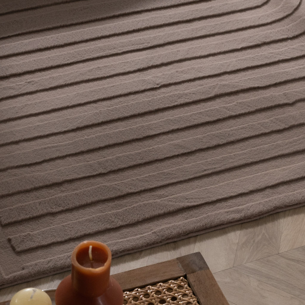 Irregular Rug - Flowy Lines Taupe