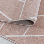 Retro floor rug - Stencil Triangle Pink/White