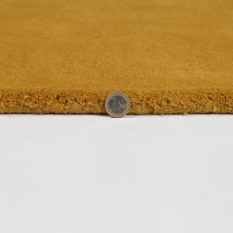 Abstract runner - Stracto Collage Ochre Yellow