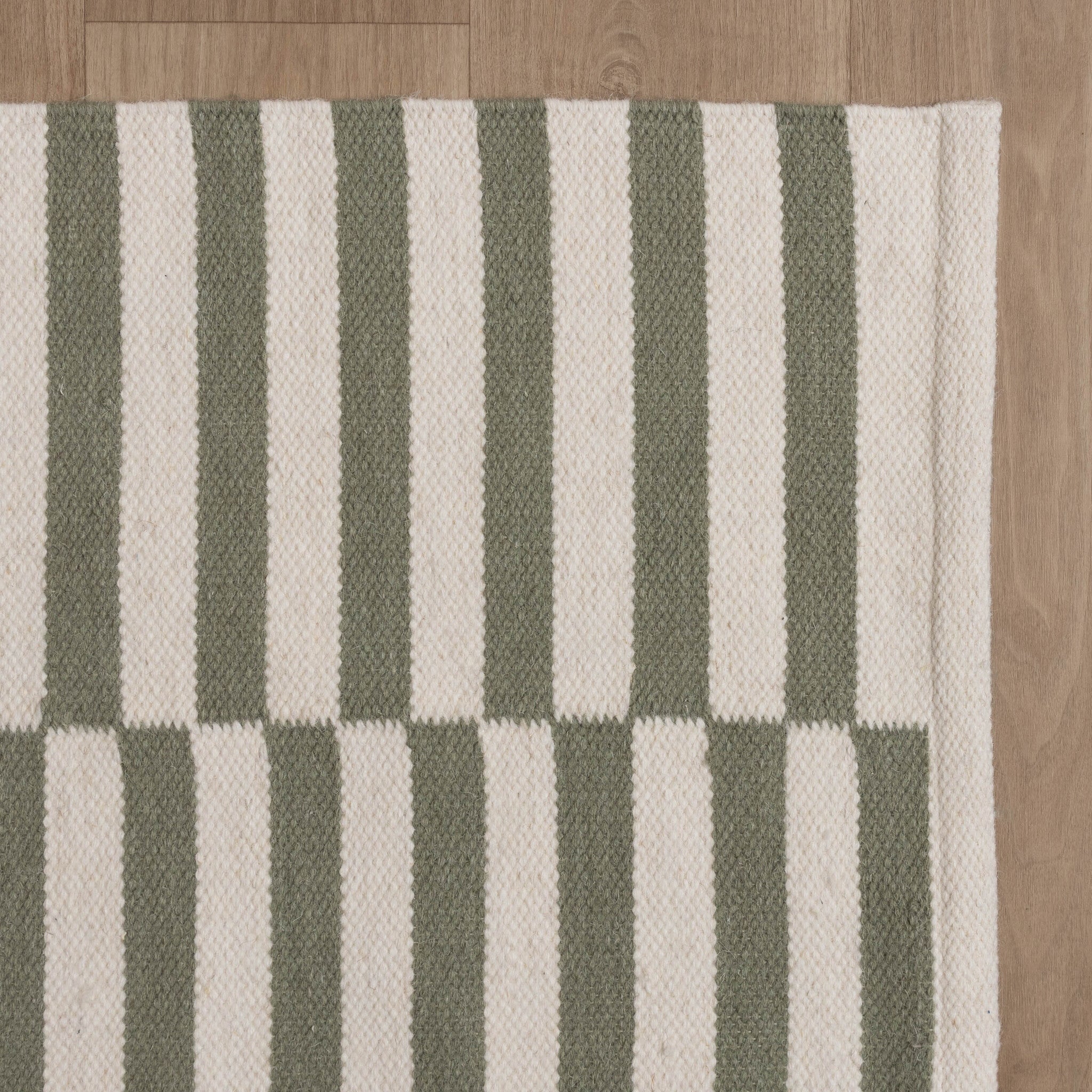 Striped Modern Rug - Dazzle Blocks Green/White