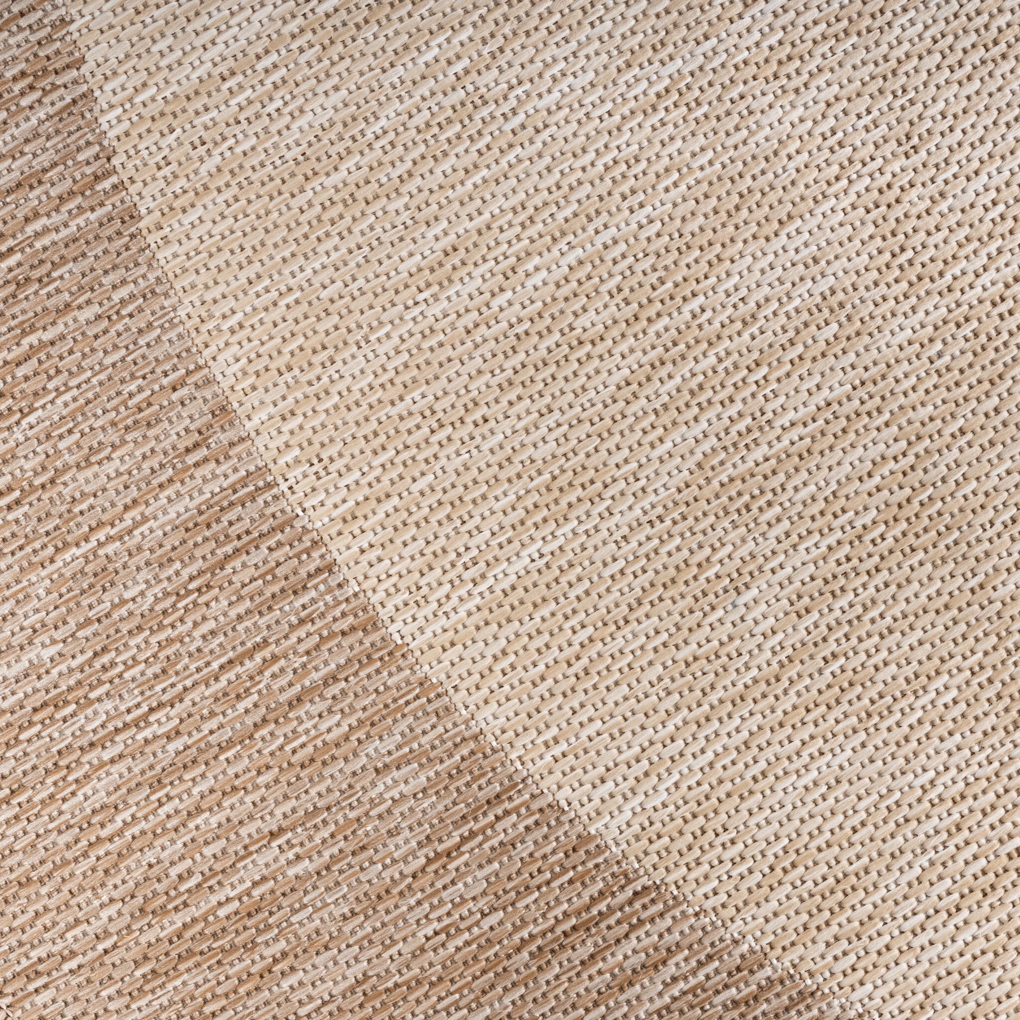 Round Indoor & Outdoor Rug – Sierra Border Cream/Beige