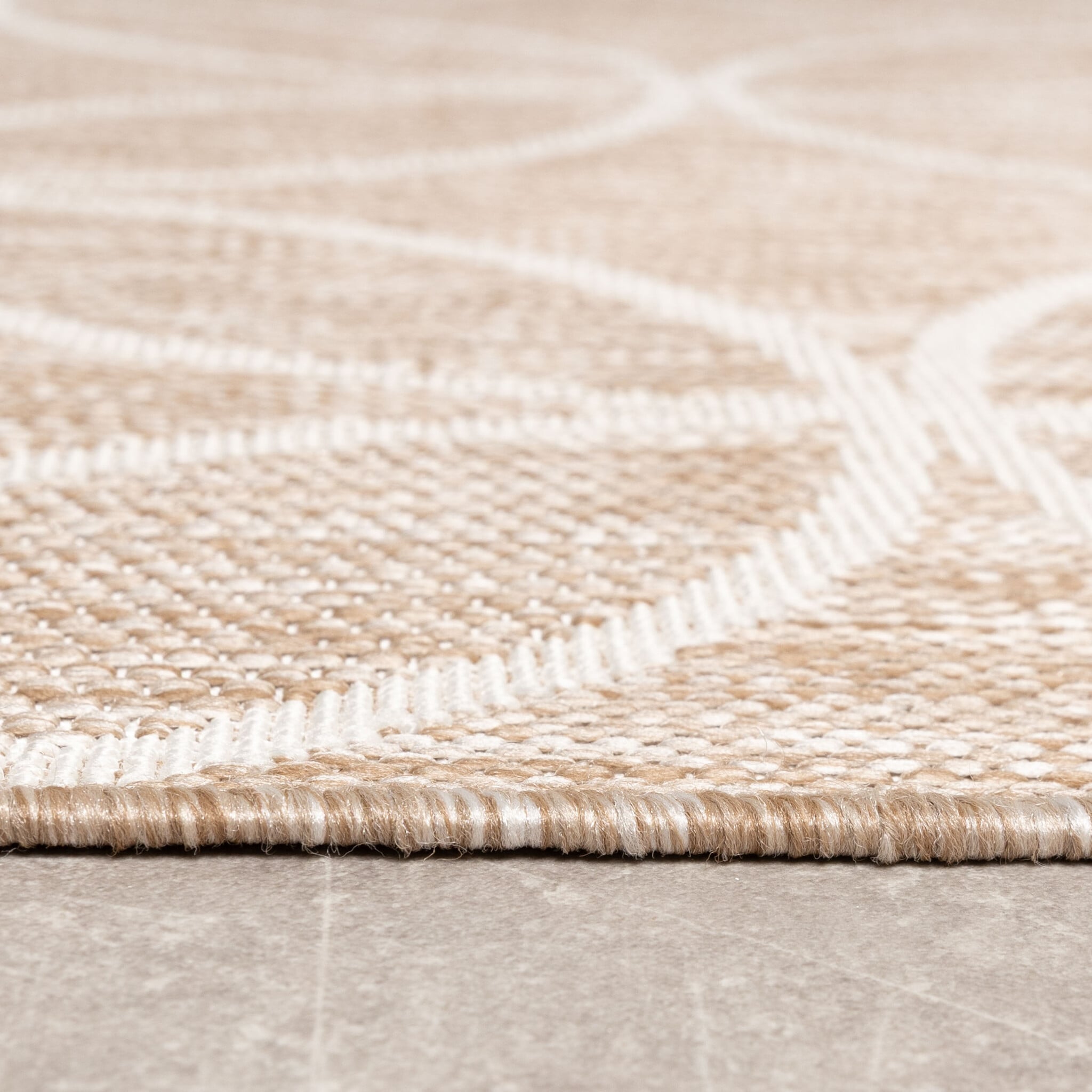 Geometric Outdoor Rug – Faro Ripple Beige