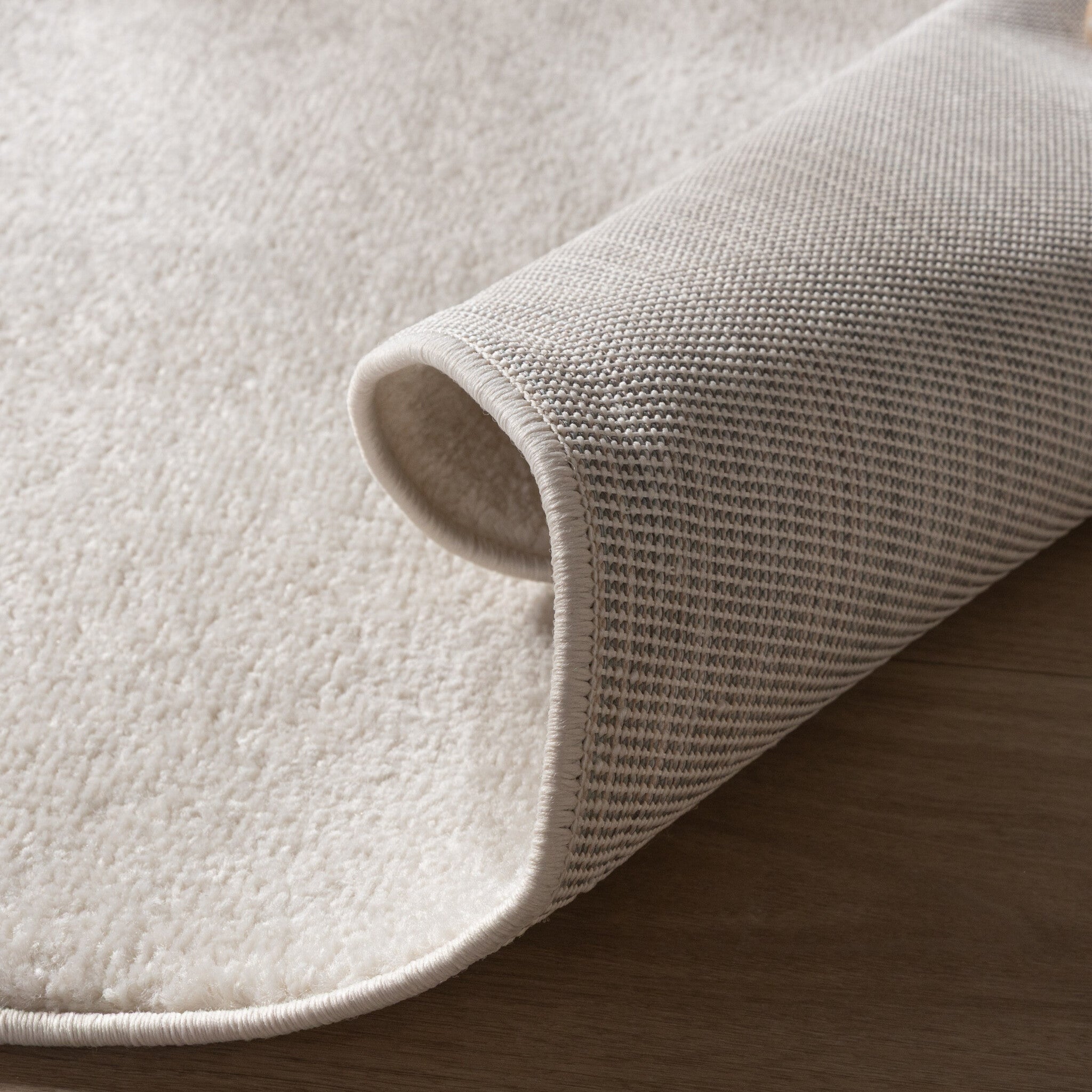 Low pile rug - Essenza Cream