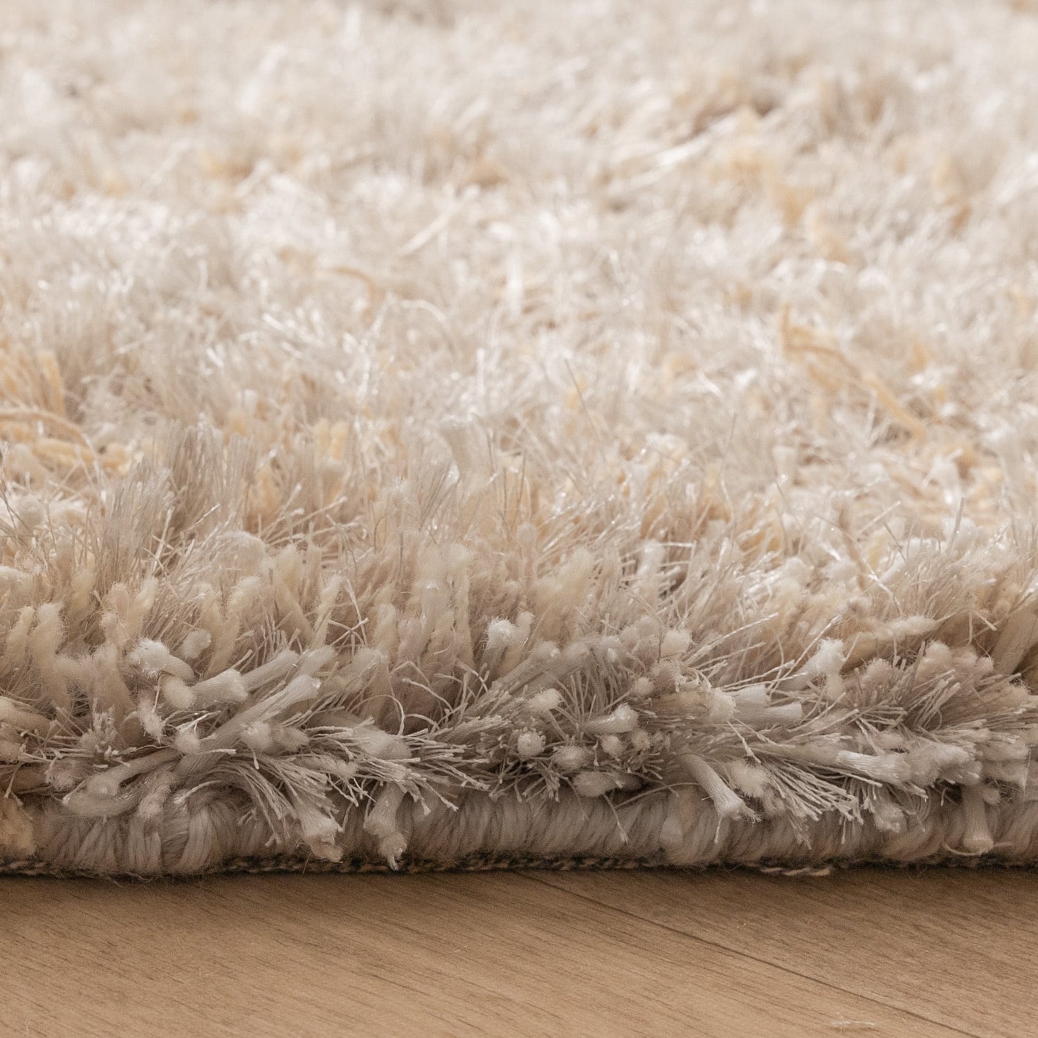 Shaggy Rug - Grace White
