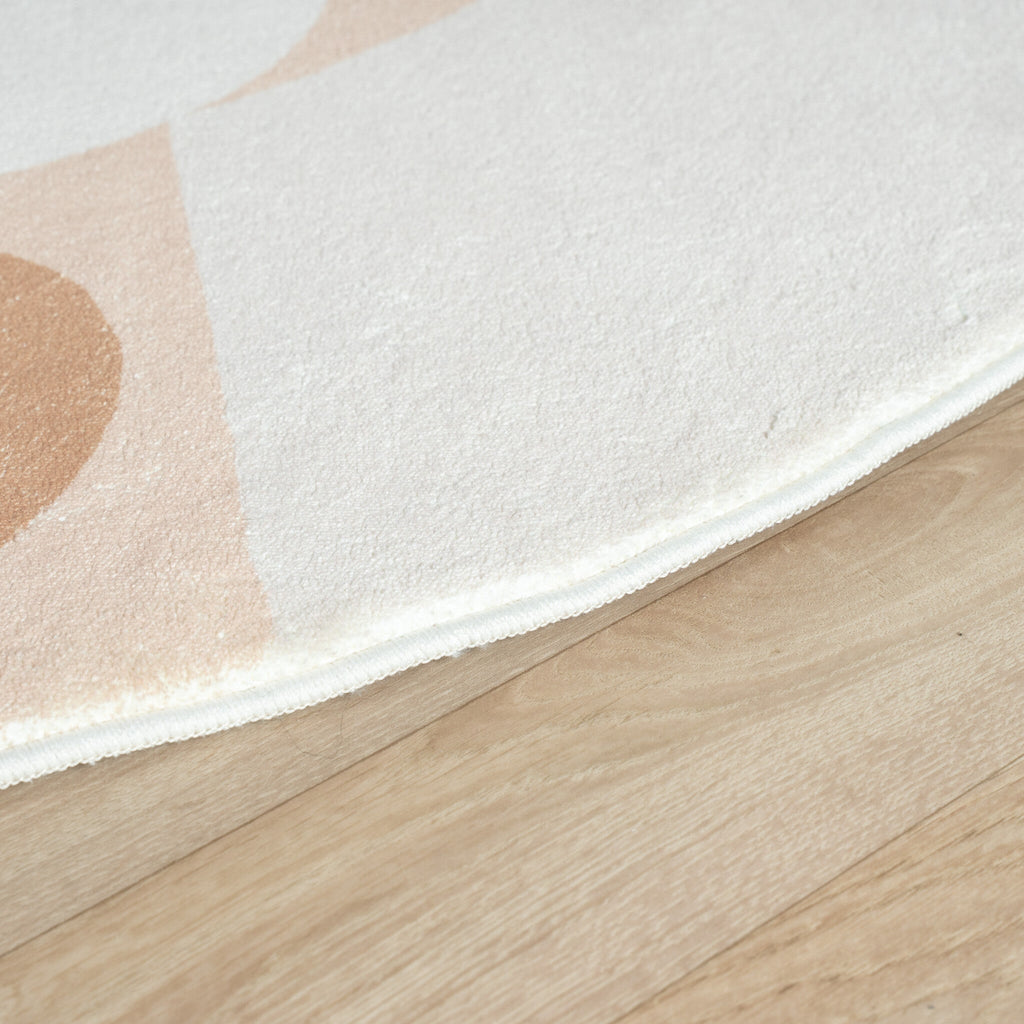 Round Washable Children’s Play Rug – Sammy Giraffe Beige