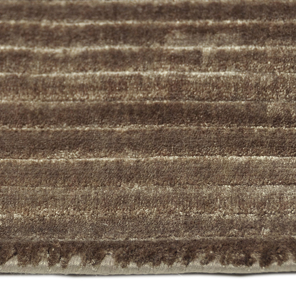 Viscose floor rug - Remi Brown