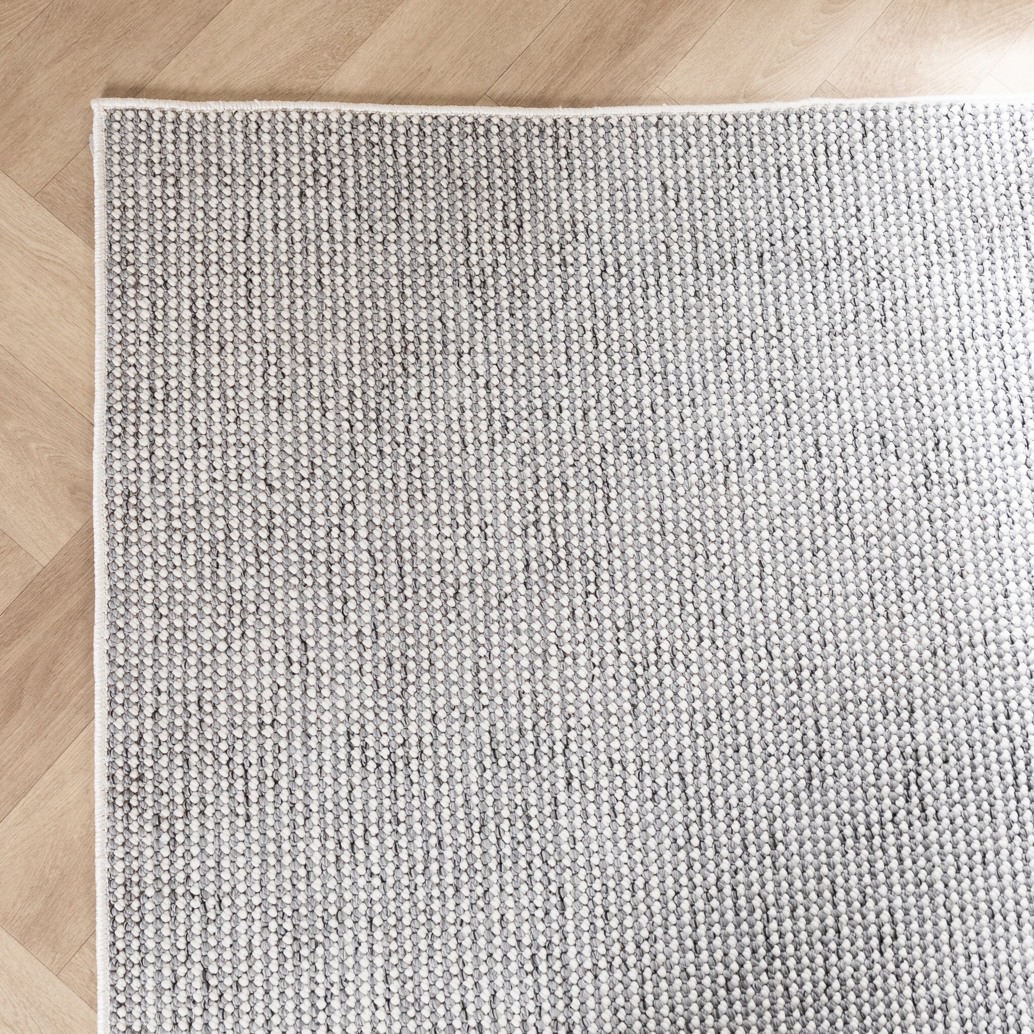 Sustainable Low-Pile Rug - Lykke Light Grey