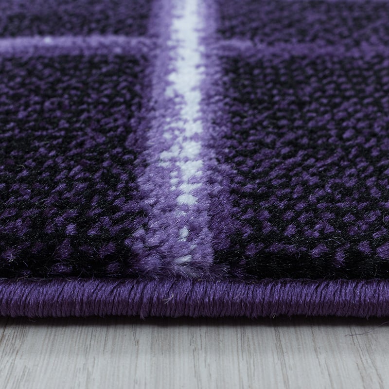 Modern floor rug - Streaky Scratch Purple/White
