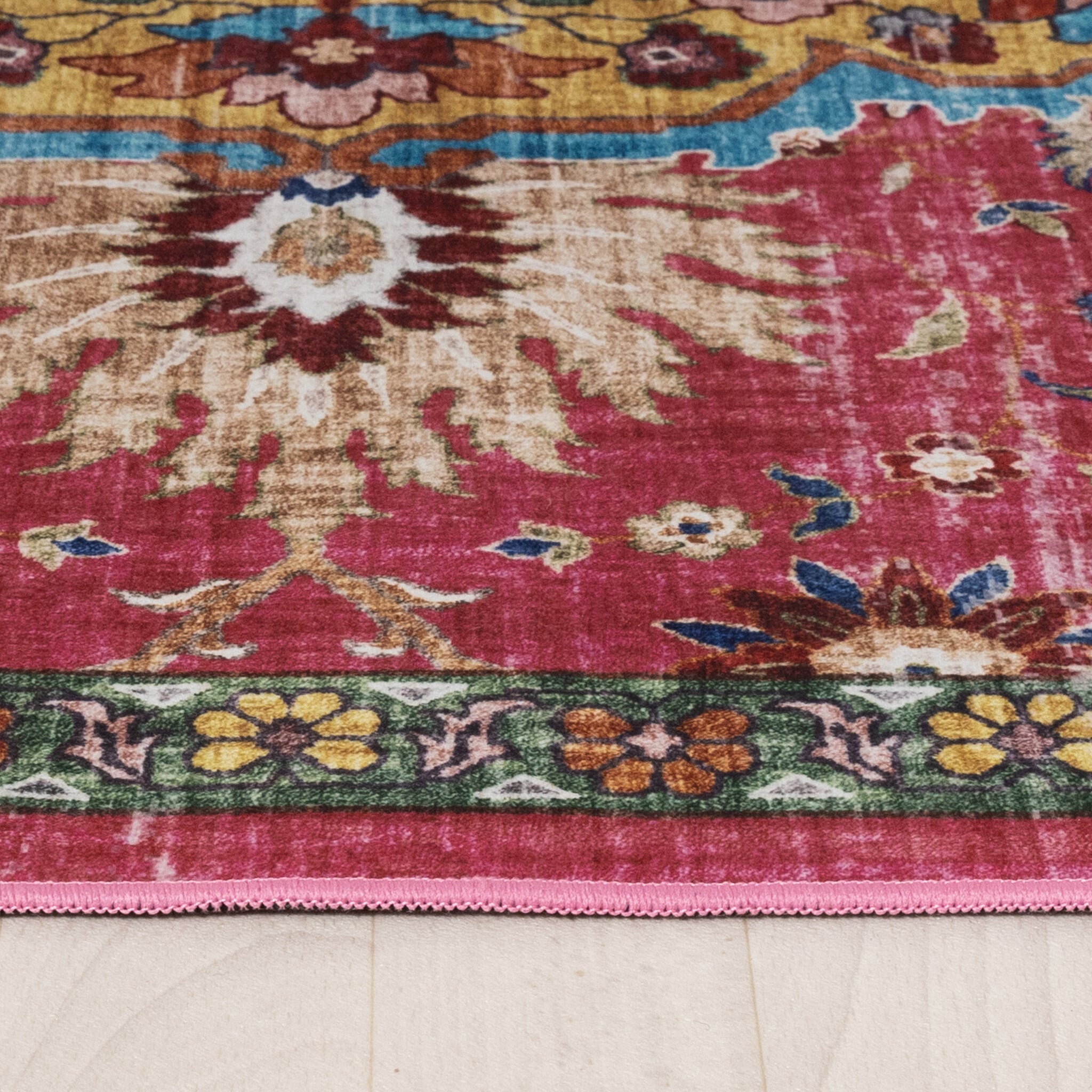 Oriental Rug - Leyla Medallion Multicolour