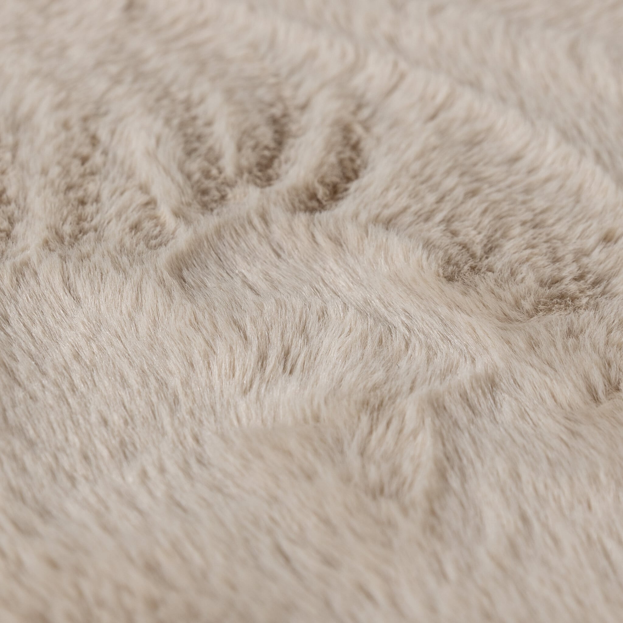Round Low-Pile Rug – Cozy Beige