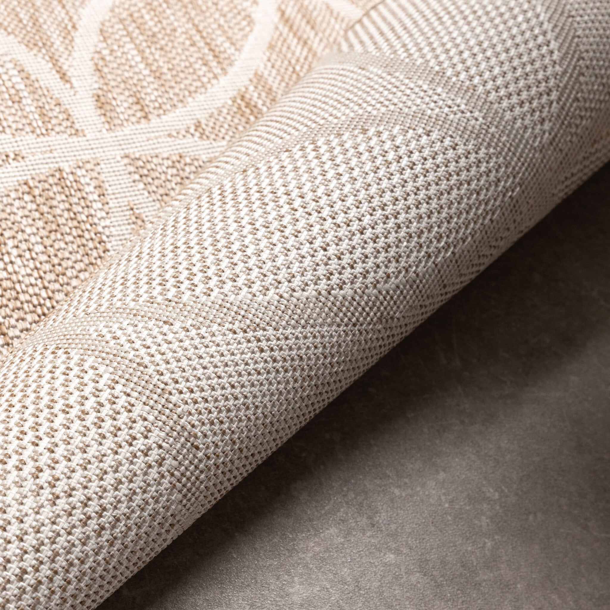 Geometric Outdoor Rug – Faro Ripple Beige