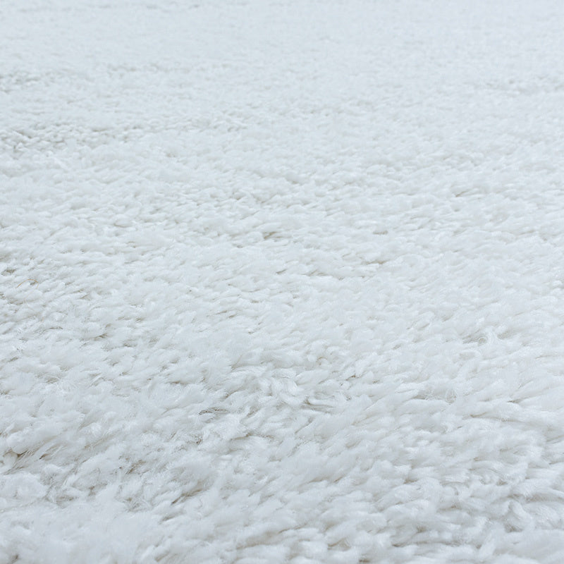 Round High-Pile Floor Rug - Fuzzy White