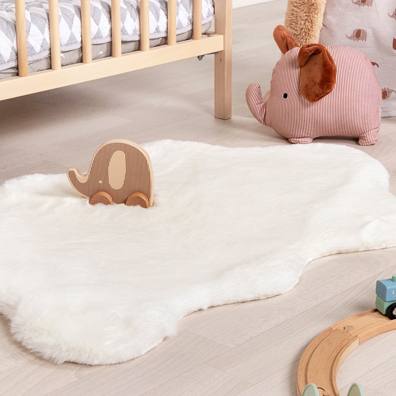 Kids Rug - Huggy Sheep White