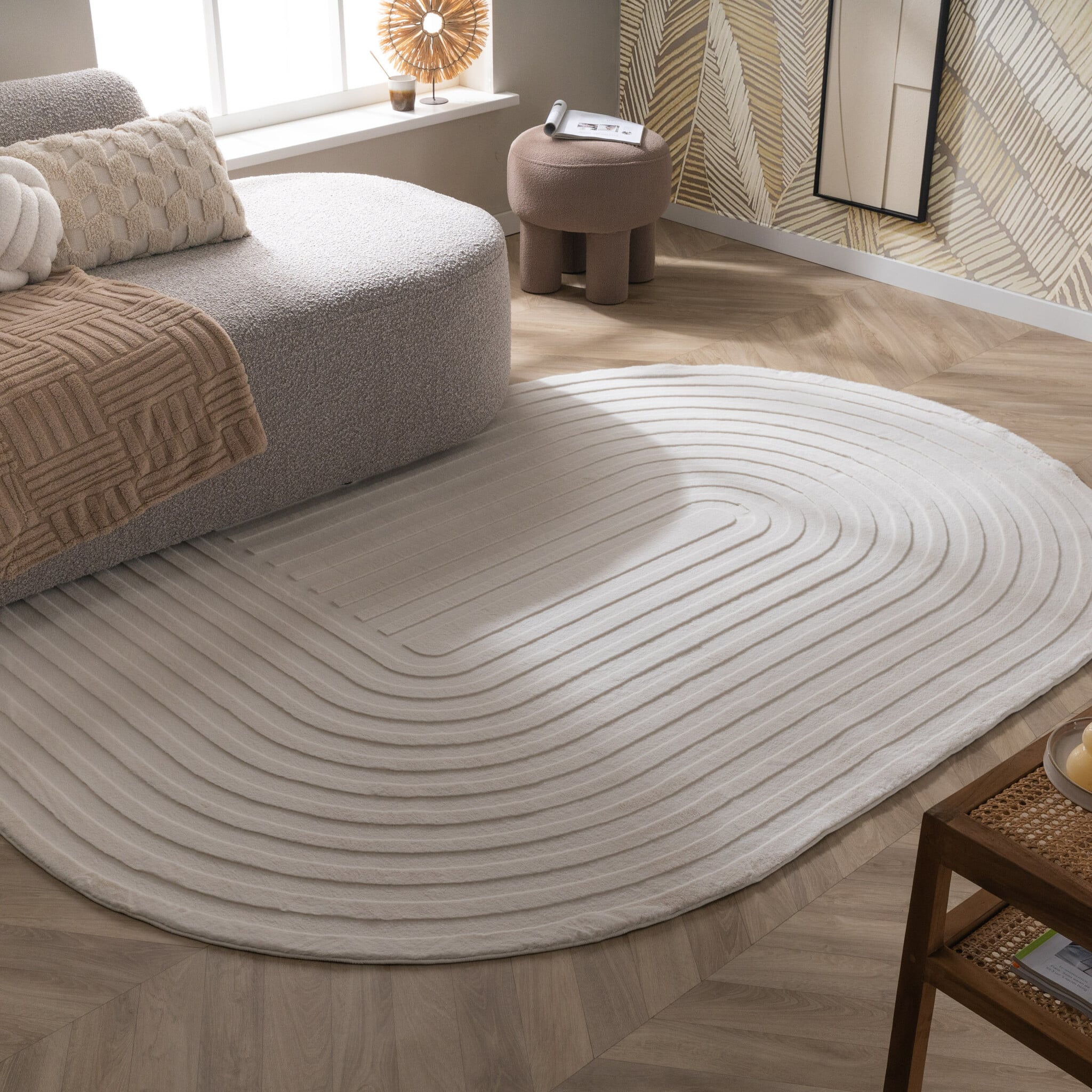 Irregular Rug - Flowy Arch Cream