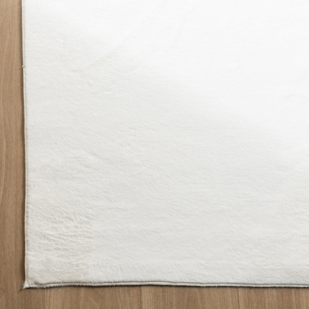 Soft Low-Pile Rug - Cozy White