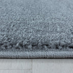 Low-pile floor rug - Smoothly Grey