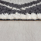 Geometric floor rug - Domino Zaid Black/White