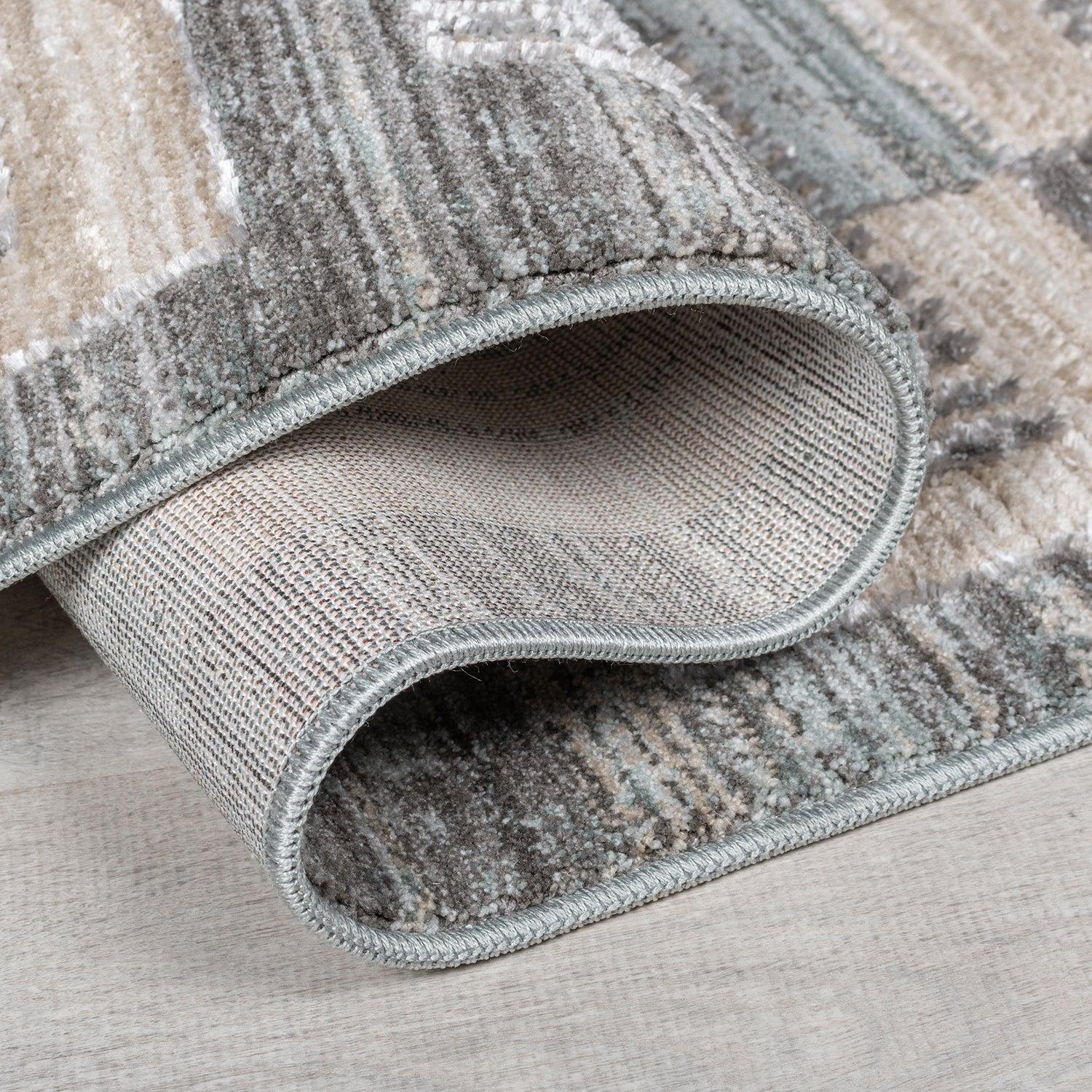 Checkered floor rug - Enrico Gray
