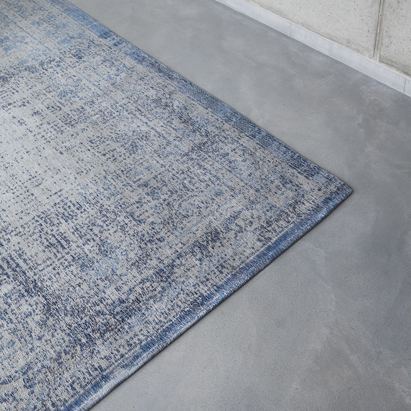 Vintage floor rug - Fading World Medallion Blue 9065