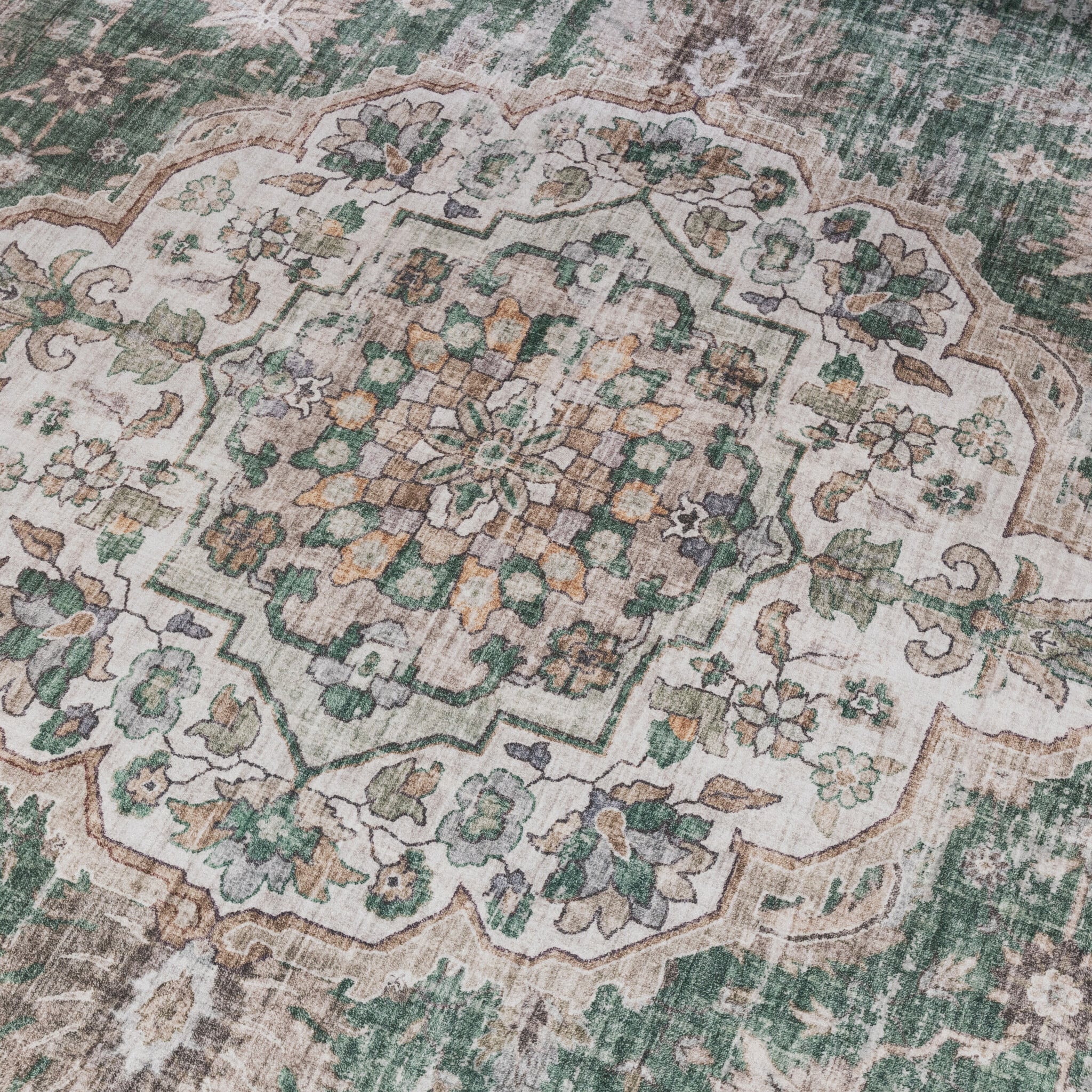 Round oriental rug – Leyla Medallion Green