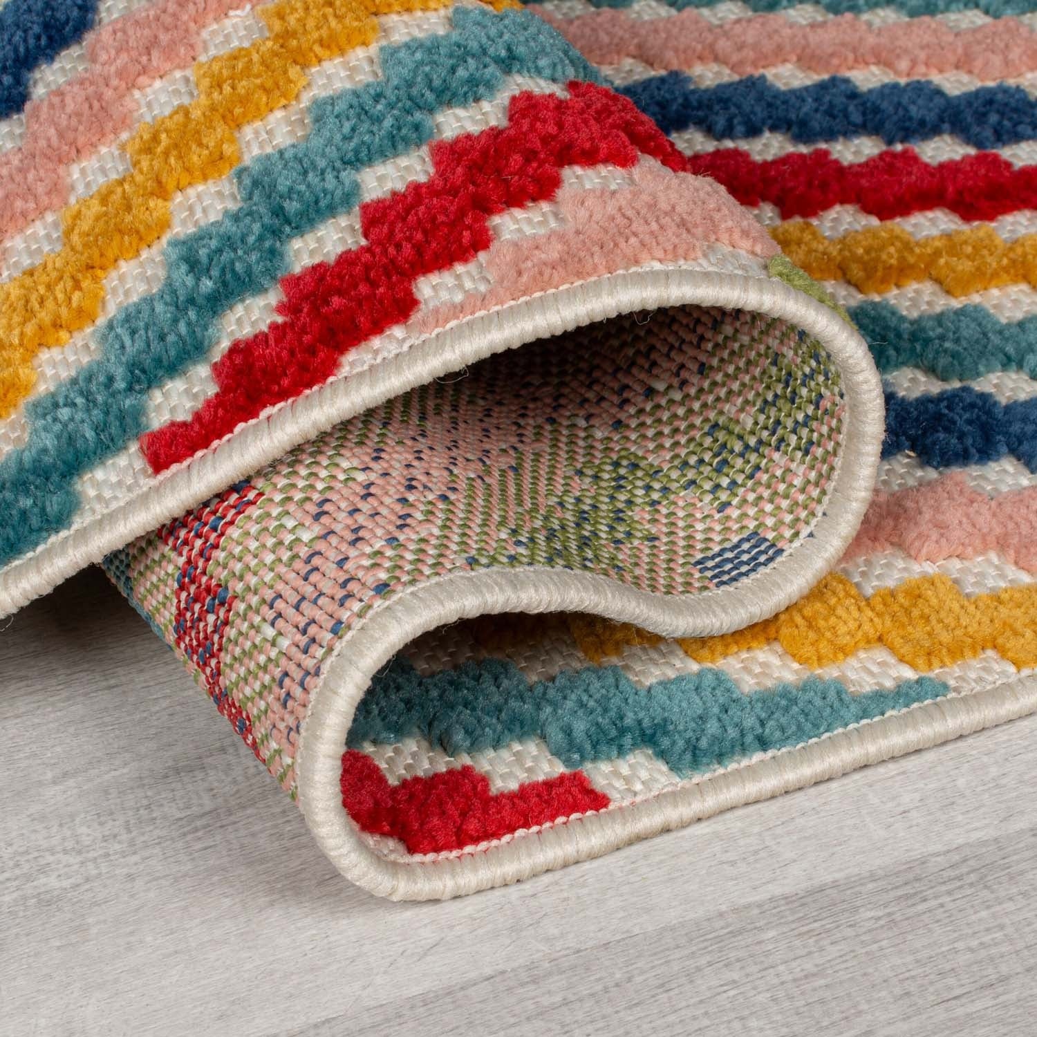 Indoor and Outdoor Rug - Bayo Diamond Multicolor