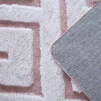 Soft geometric floor rug - Vellion Maze White/Pink