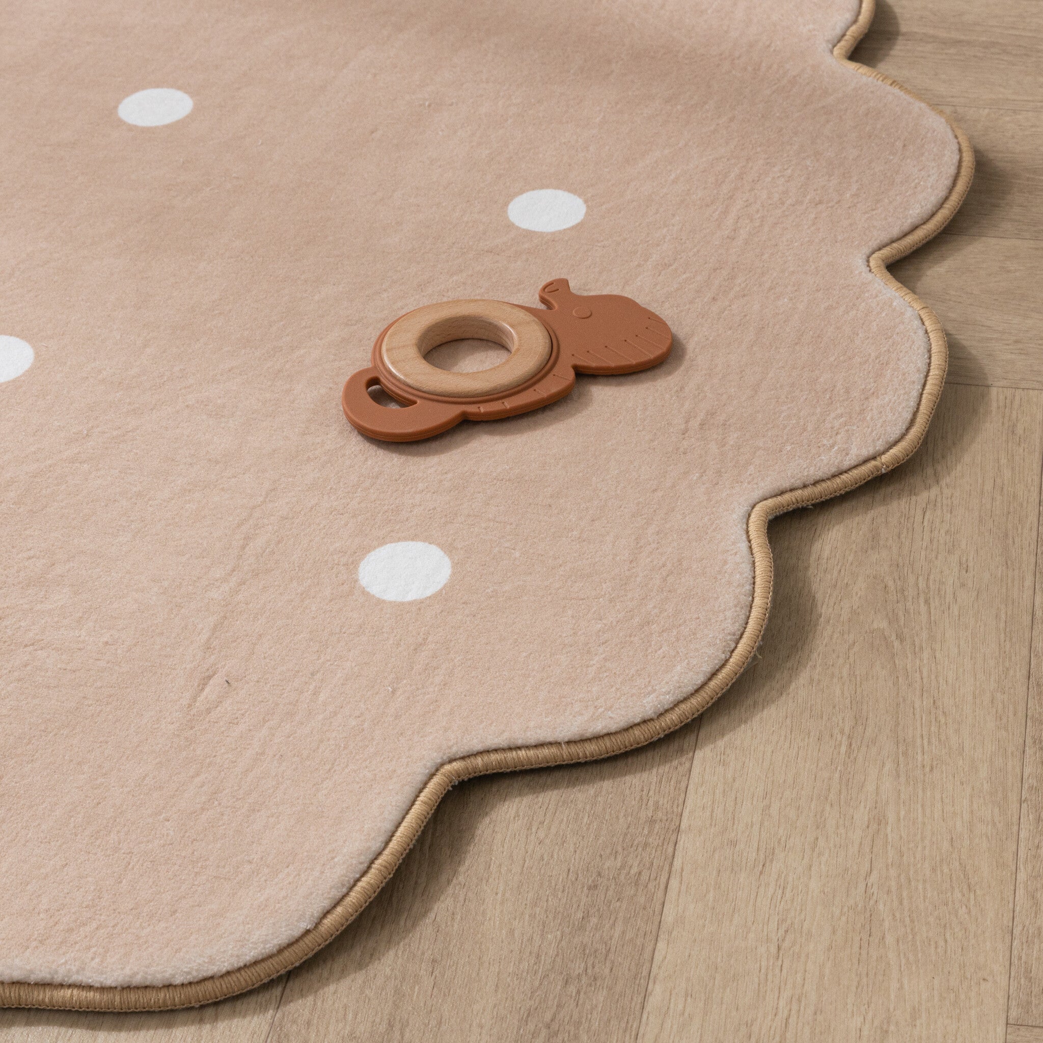Round Kids Room Rug - Cloudy Dots Beige