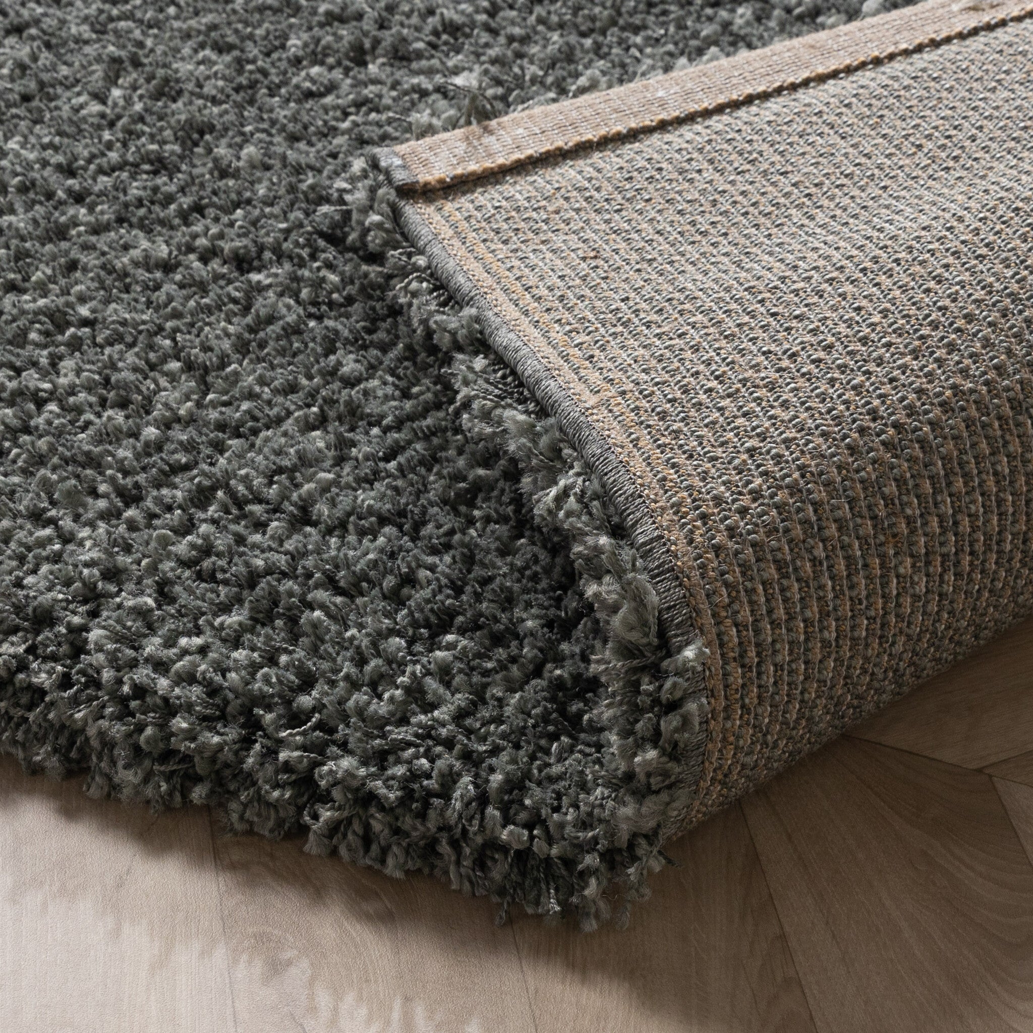 Luxury deep pile rug - Yves Green