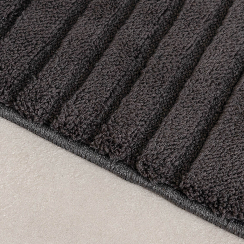 Bathroom Rug - Cassie Arches Black