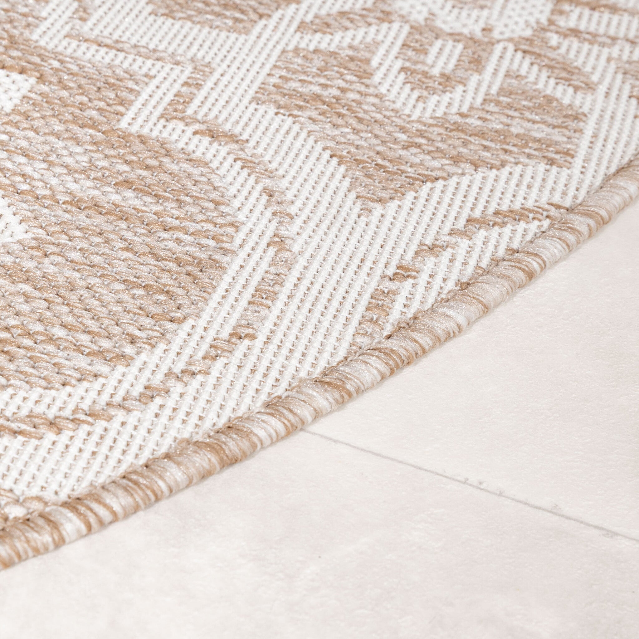 Round Outdoor Rug – Rio Flower Beige
