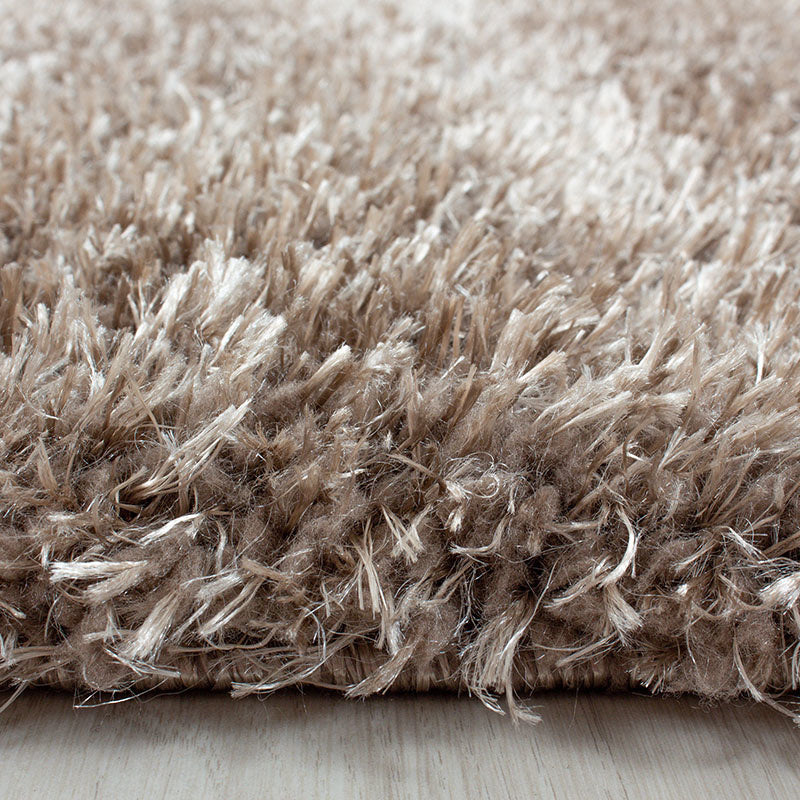 Round High Pile Rug - Blushy Taupe