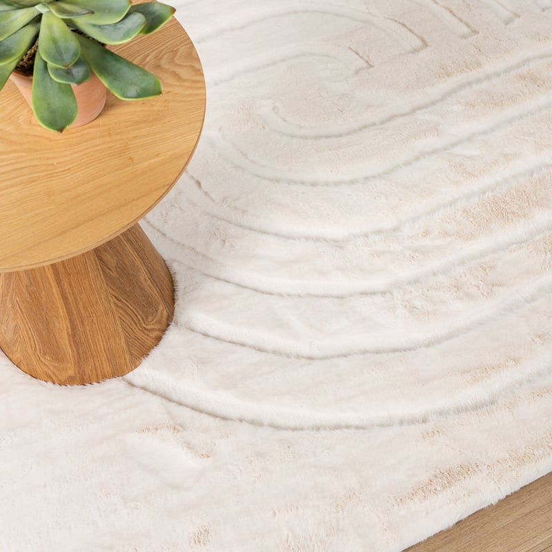 Soft High Pile Rug - Carvy Curves Cream