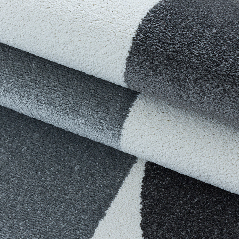 Retro floor rug - Stencil Forms Anthracite/Grey