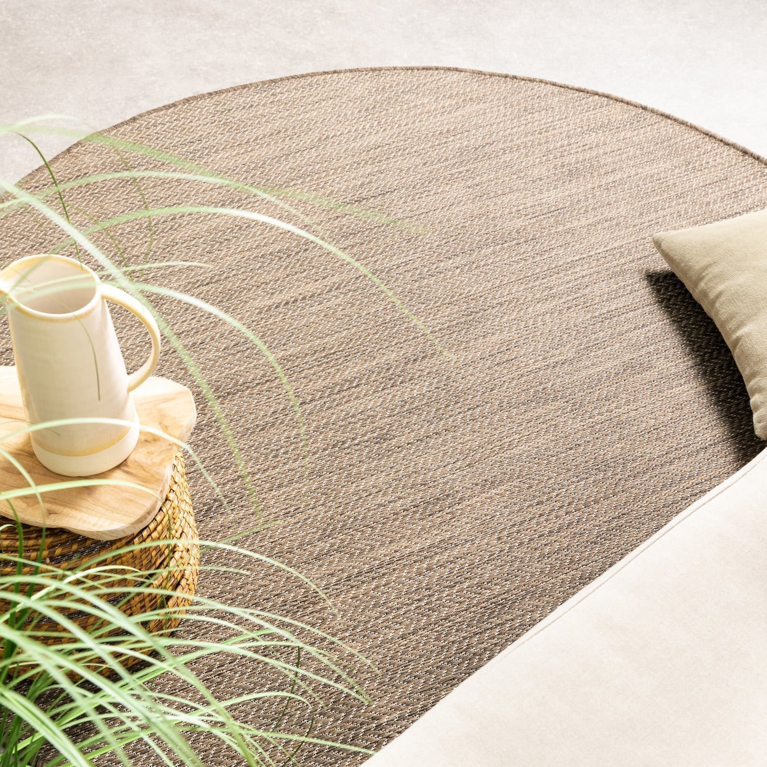 Round Outdoor Rug - Malta Arrow Natural