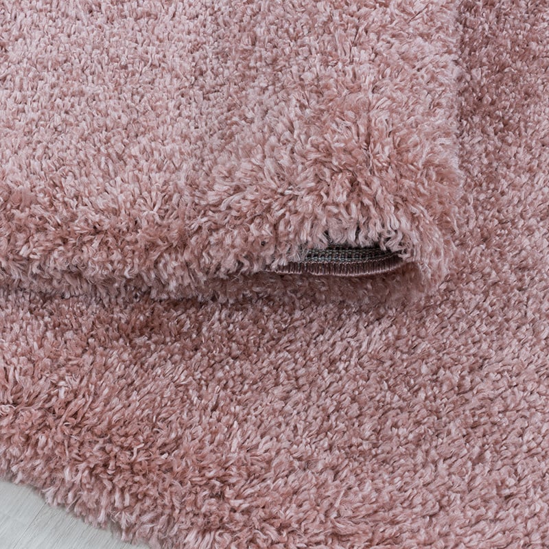 High-Pile Floor Rug - Fuzzy Pink
