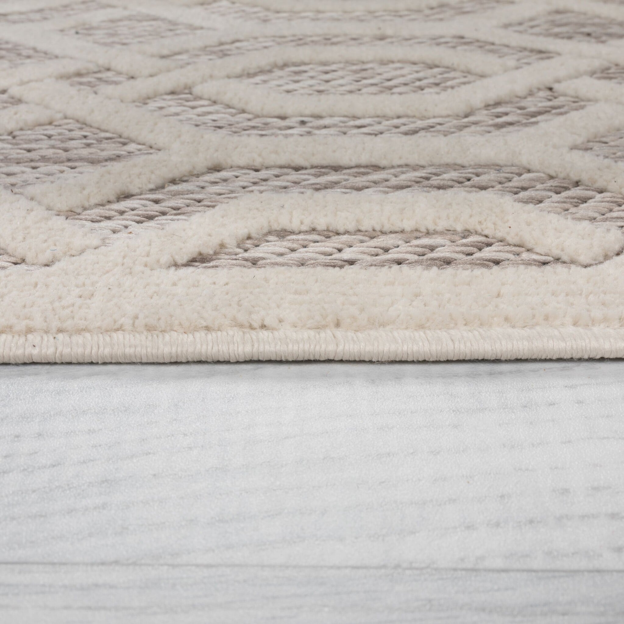 Outdoor Rug - Piatto Mataro Cream/White