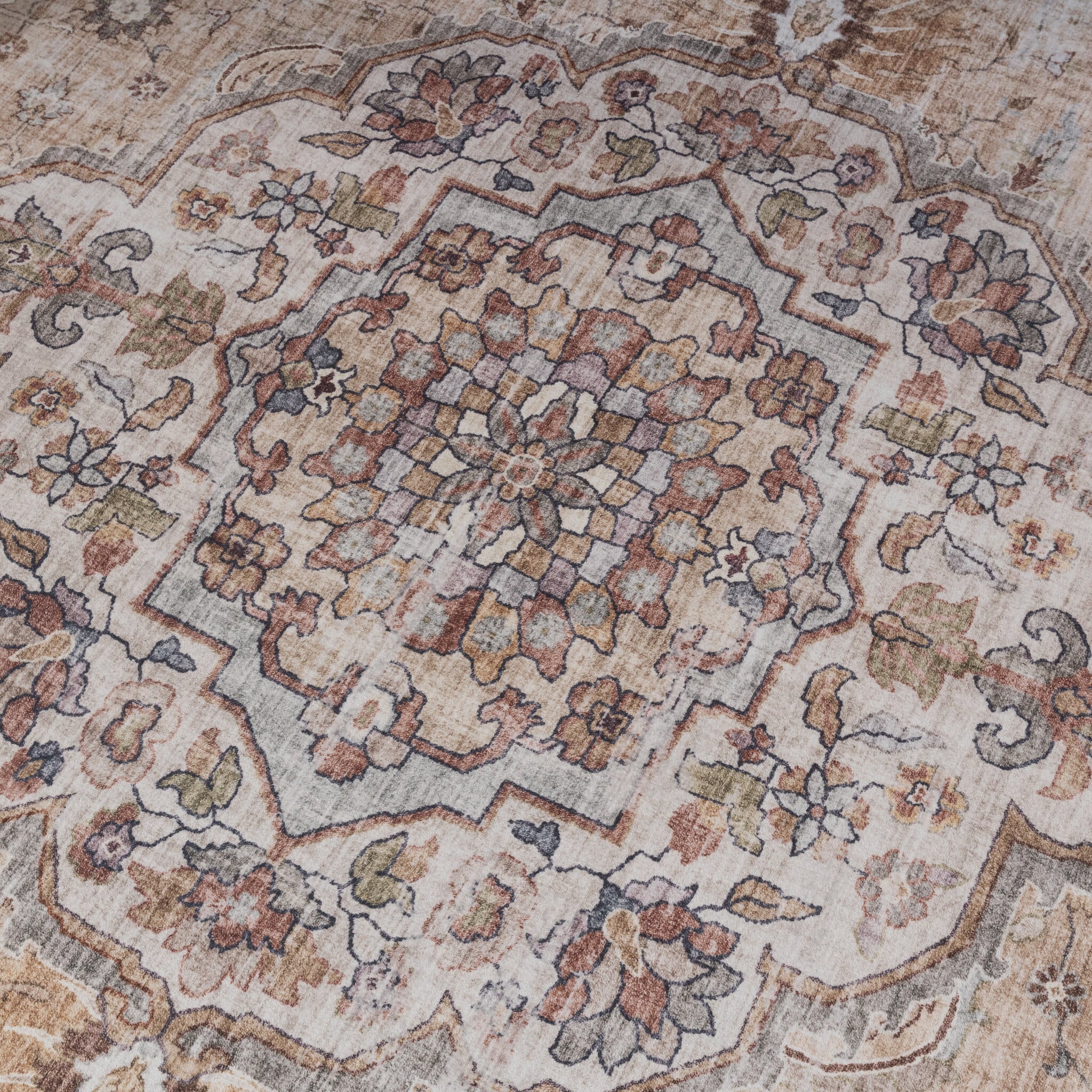 Oriental Rug - Leyla Medallion Taupe
