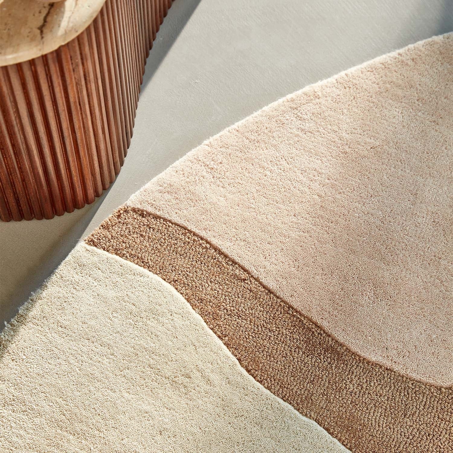 Round Wool Area Rug - Organix Pink/Beige 620
