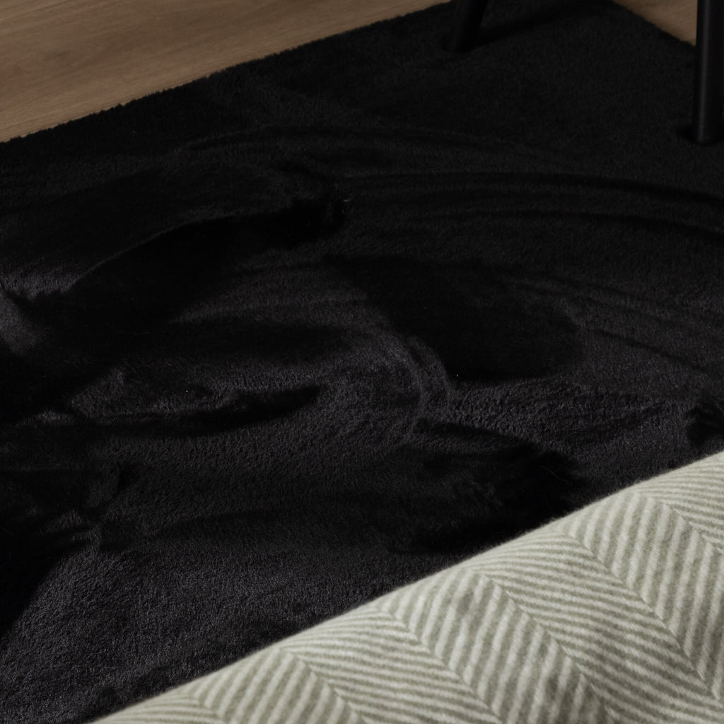 Soft Low-Pile Runner - Cozy Black