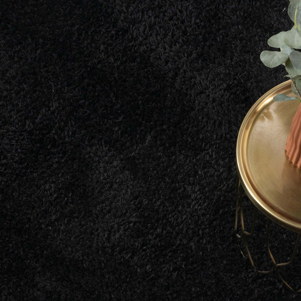 Oval Shaggy Rug - Blaze Black