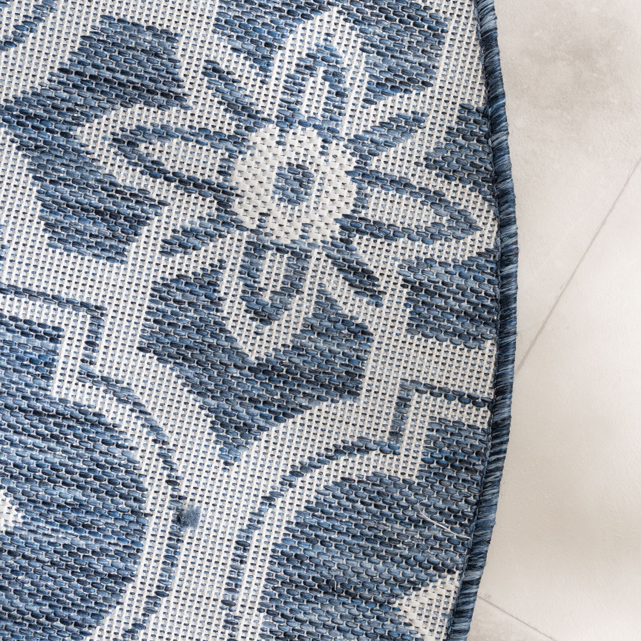 Round Outdoor Rug – Rio Flower Blue