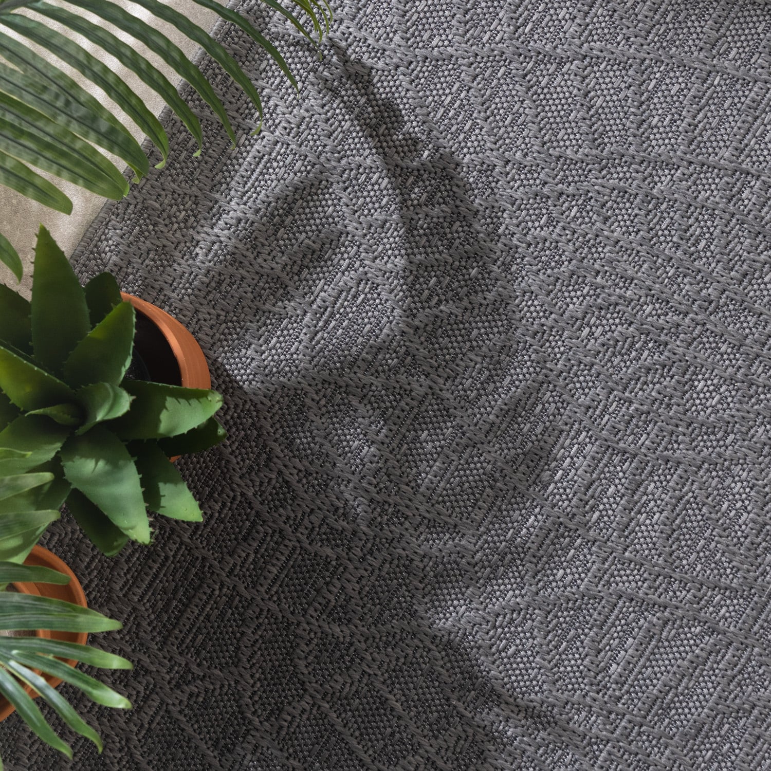 Indoor Outdoor Rug - Dunes Mandala Anthracite
