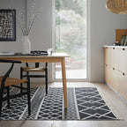 Geometric Floor Rug - Decio Teo Black/White
